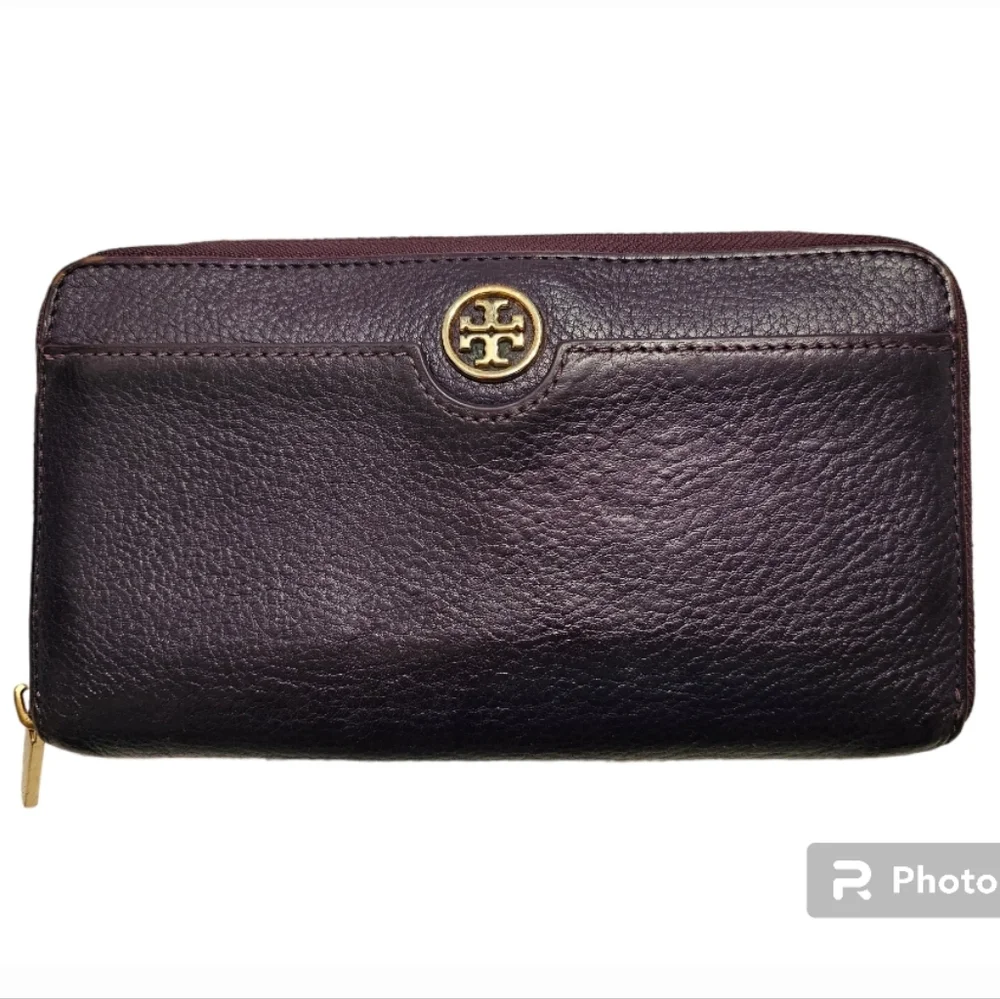 Tory Burch Landon Continental Zip Wallet